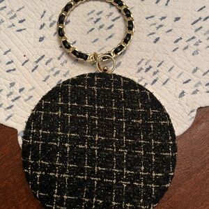 Elegant Black and Gold Keychain